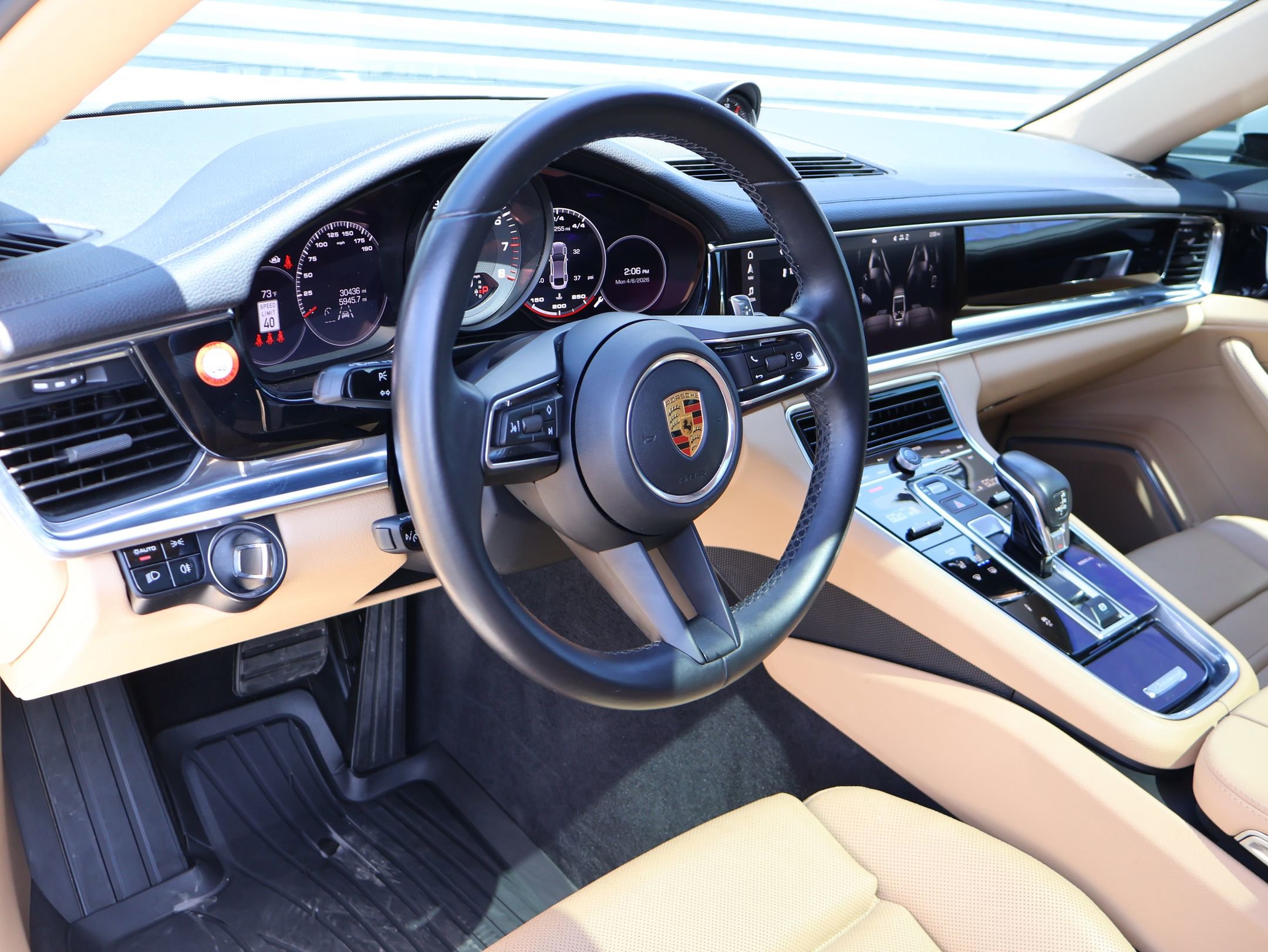 Used 2021 Porsche Panamera 4 image 4