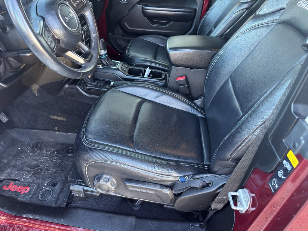 Used 2021 Jeep Wrangler Sport image 12