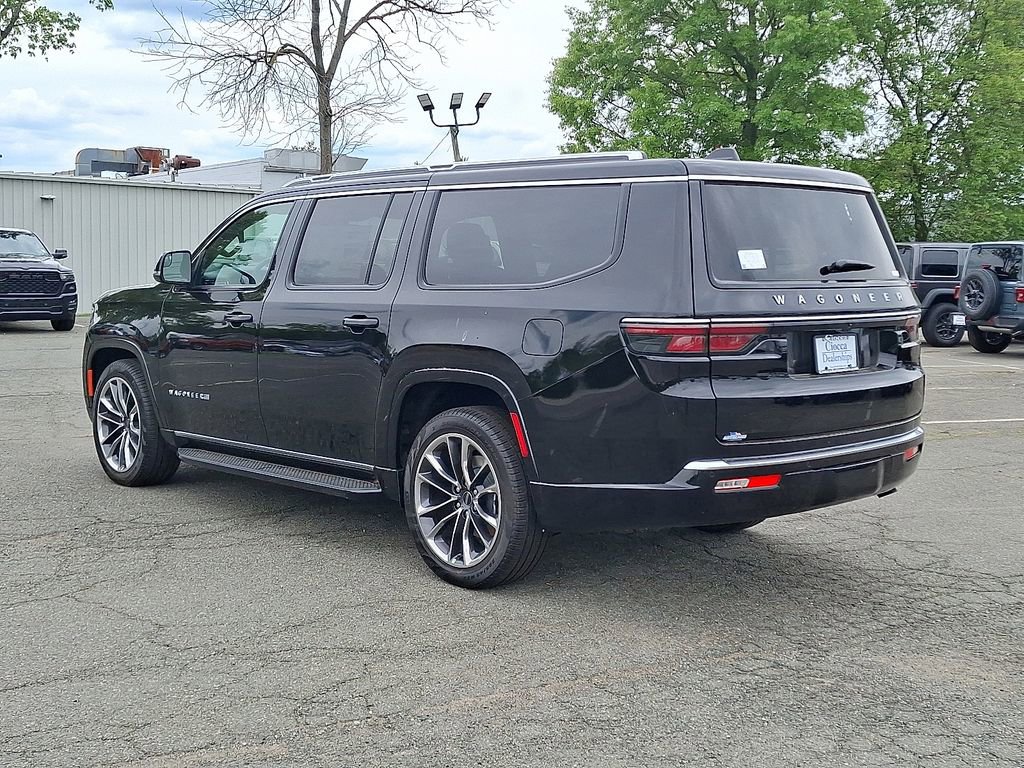 New 2025 Jeep Wagoneer L Series II w/ Premium Group I image 6