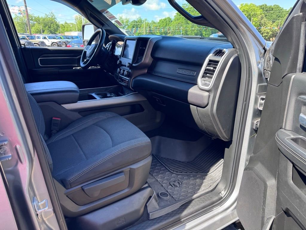 Used 2023 RAM 2500 Big Horn w/ Night Edition AWD/4WD image 25