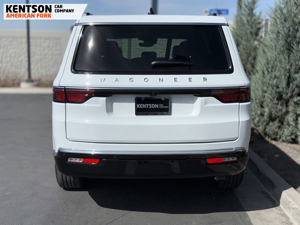 Used 2025 Jeep Wagoneer 4WD image 7