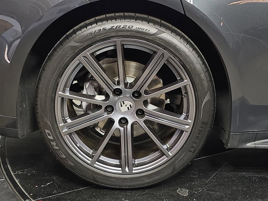 Certified 2024 Porsche Panamera image 29
