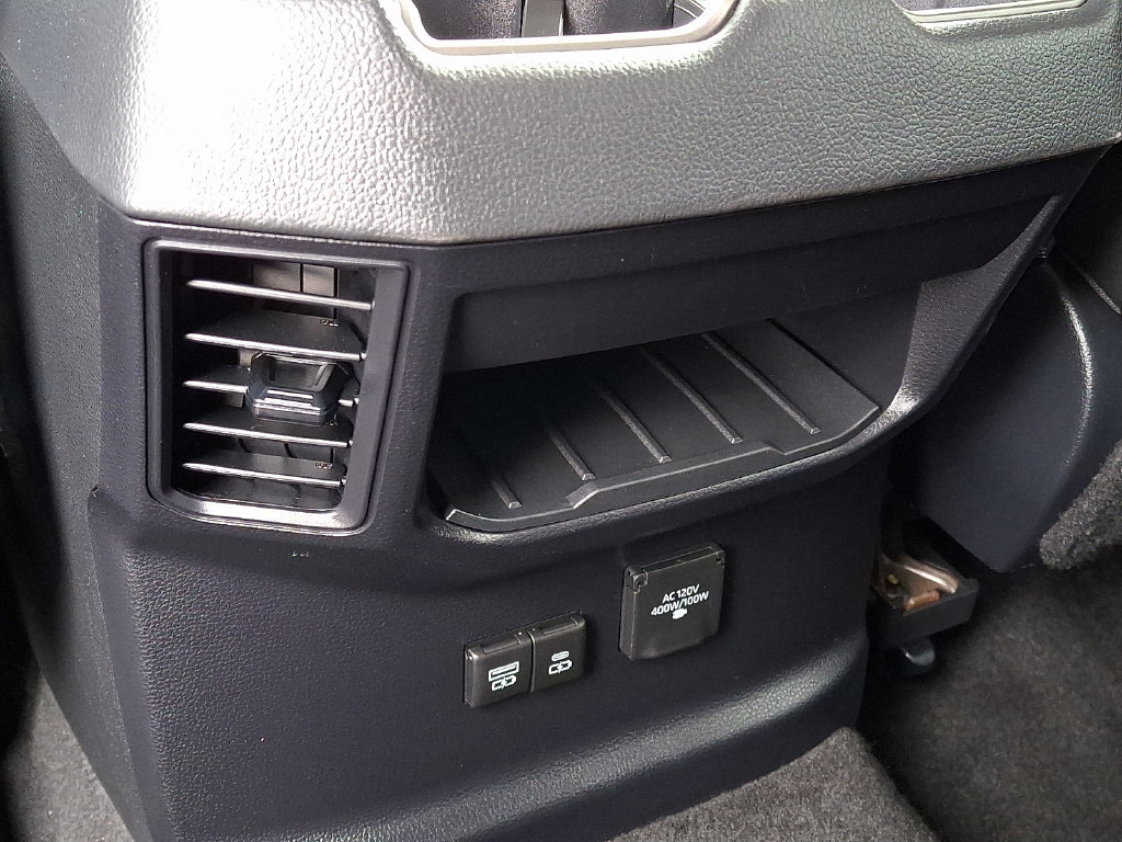 Used 2023 Toyota Tundra Limited w/ TRD Off-Road Package AWD/4WD image 12