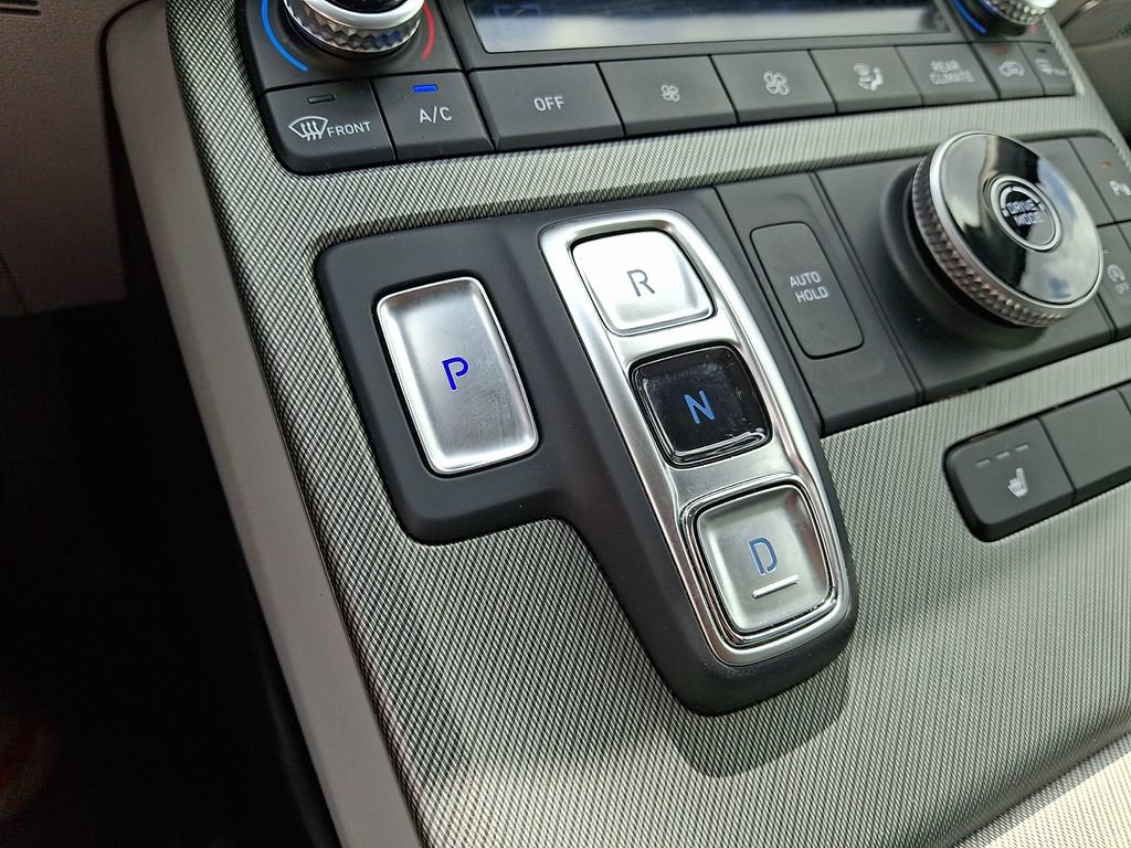 Used 2025 Hyundai Palisade SEL FWD image 14