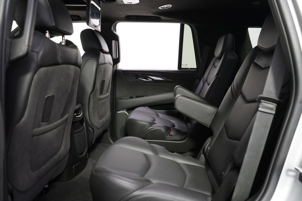 Used 2020 Cadillac Escalade Platinum AWD/4WD image 21