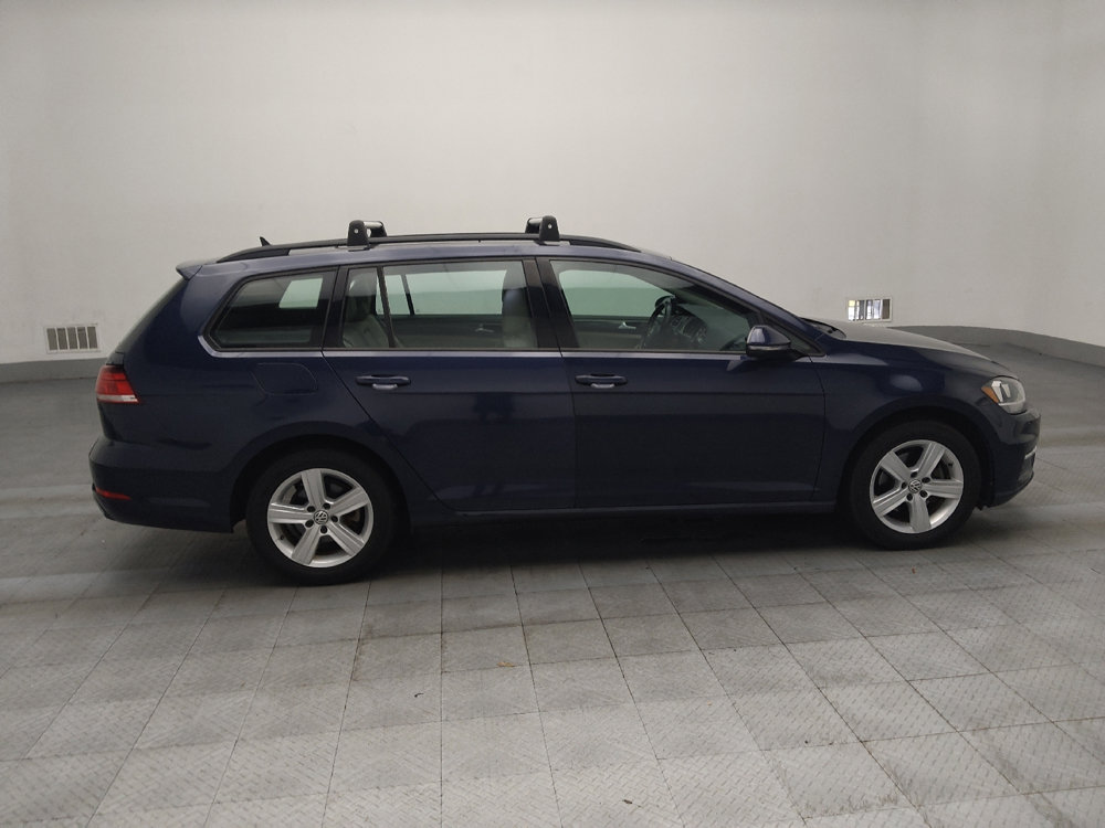 Used 2018 Volkswagen Golf SE image 10