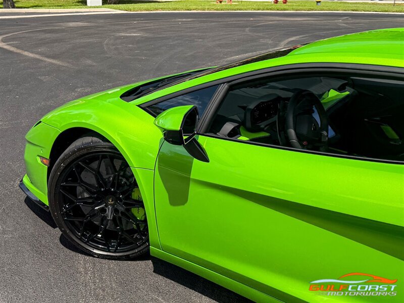 Used 2026 Lamborghini Temerario AWD/4WD image 42