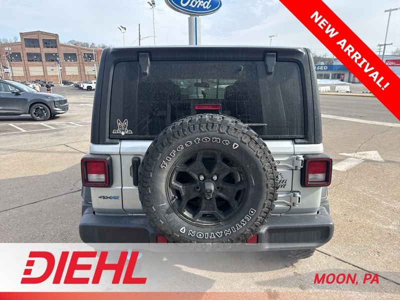 Used 2023 Jeep Wrangler Unlimited w/ Cold Weather Group AWD/4WD image 5