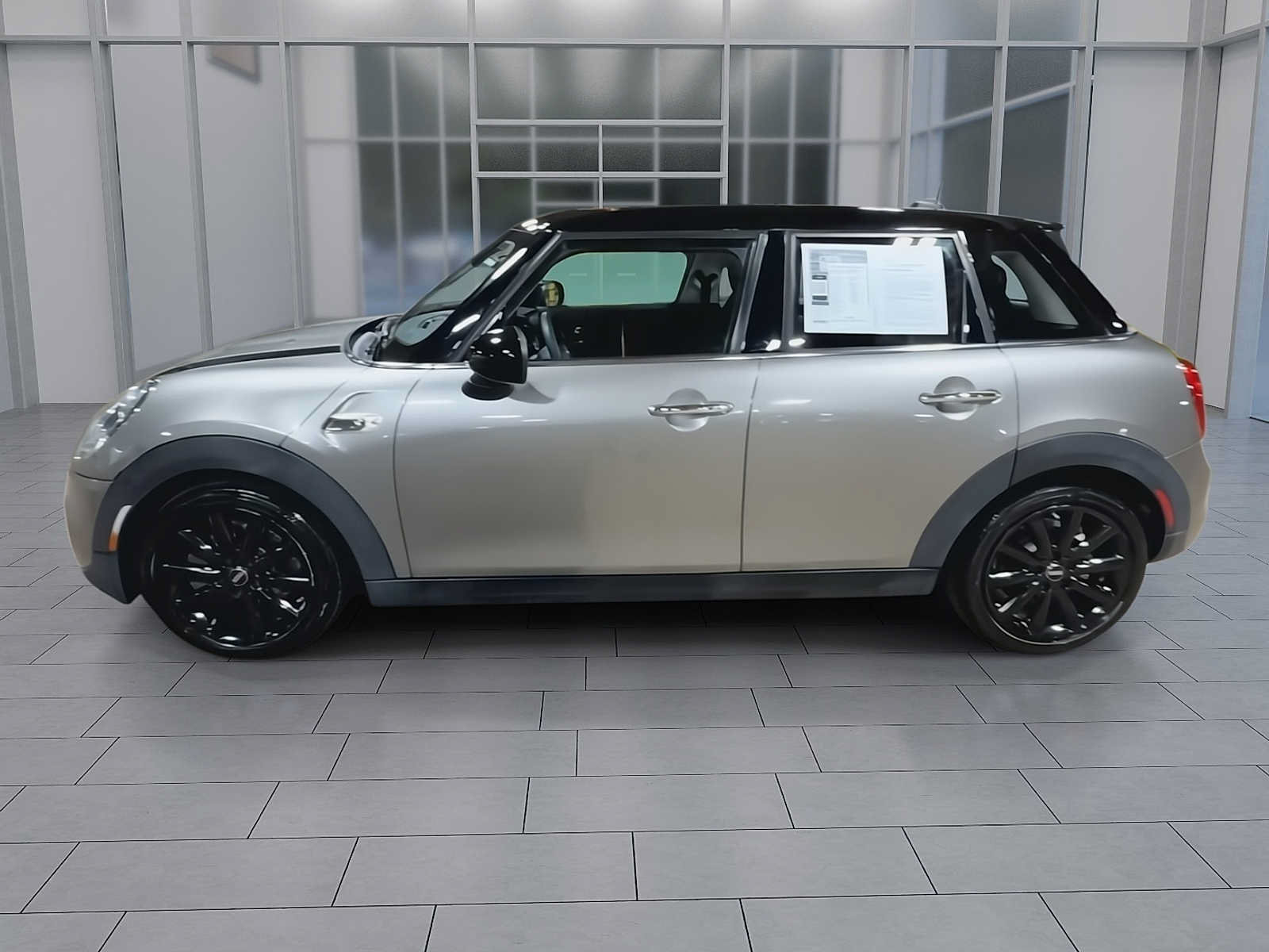 Used 2019 MINI Cooper S FWD image 5