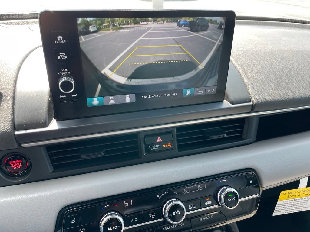 Certified 2024 Honda Pilot Touring image 17