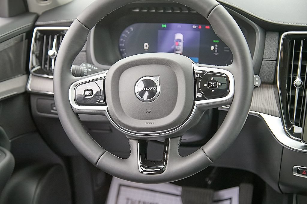 New 2026 Volvo XC90 T8 Ultra w/ Protection Package AWD/4WD image 27