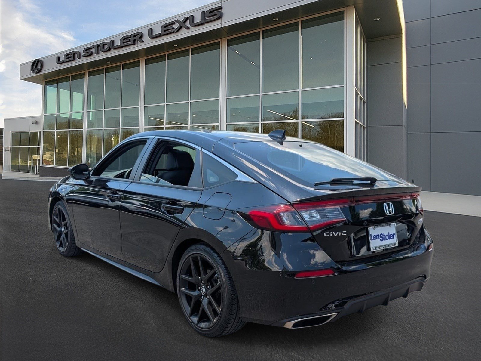 Used 2022 Honda Civic Sport Touring image 5