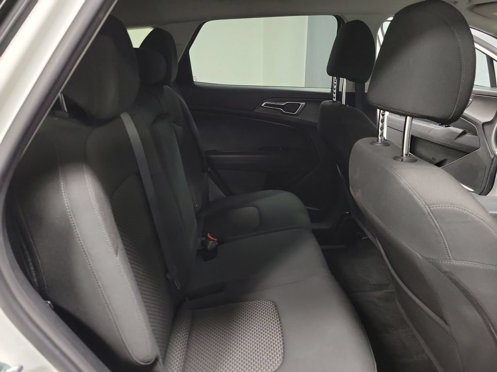 Used 2023 Kia Sportage LX FWD image 21