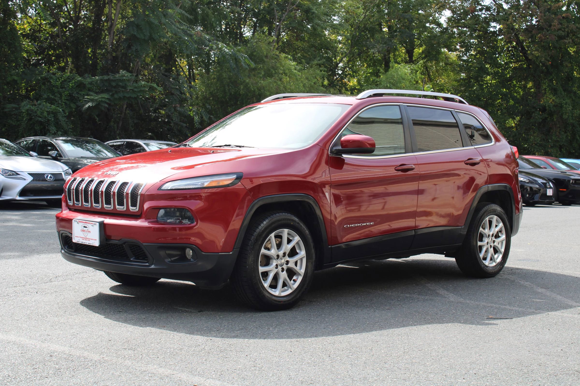Used 2017 Jeep Cherokee Latitude w/ Comfort/Convenience Group image 3