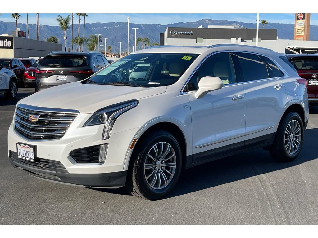 Used 2017 Cadillac XT5 Luxury w/ Driver Awareness Package image 2