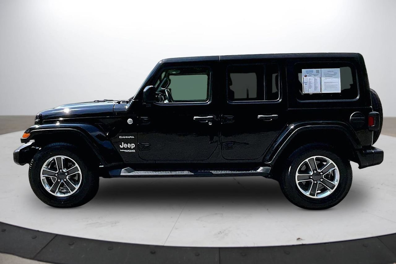 Used 2022 Jeep Wrangler Unlimited Sahara w/ Cold Weather Group AWD/4WD image 5