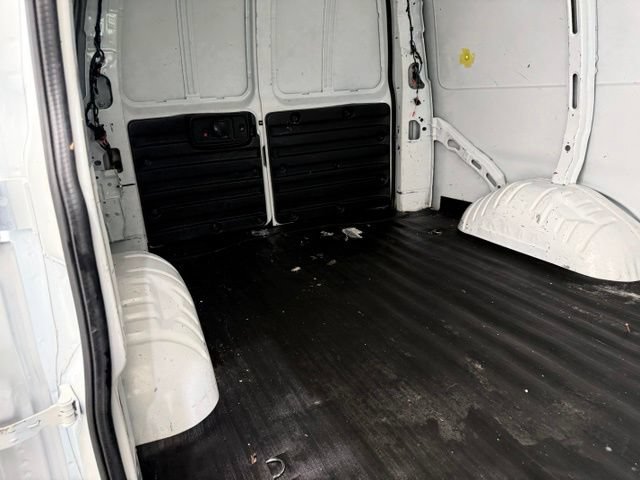 Used 2021 Chevrolet Express 2500 w/ Driver Convenience Package RWD image 21
