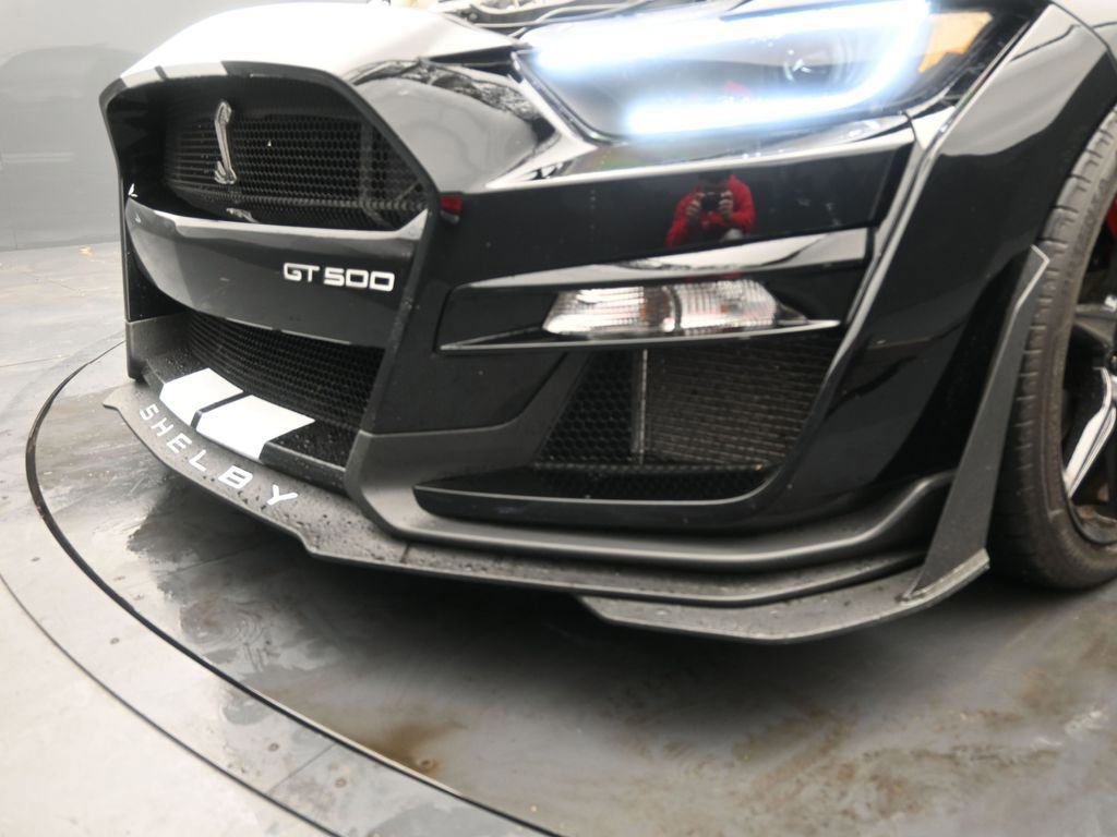 Used 2020 Ford Mustang Shelby GT500 w/ Technology Package image 36