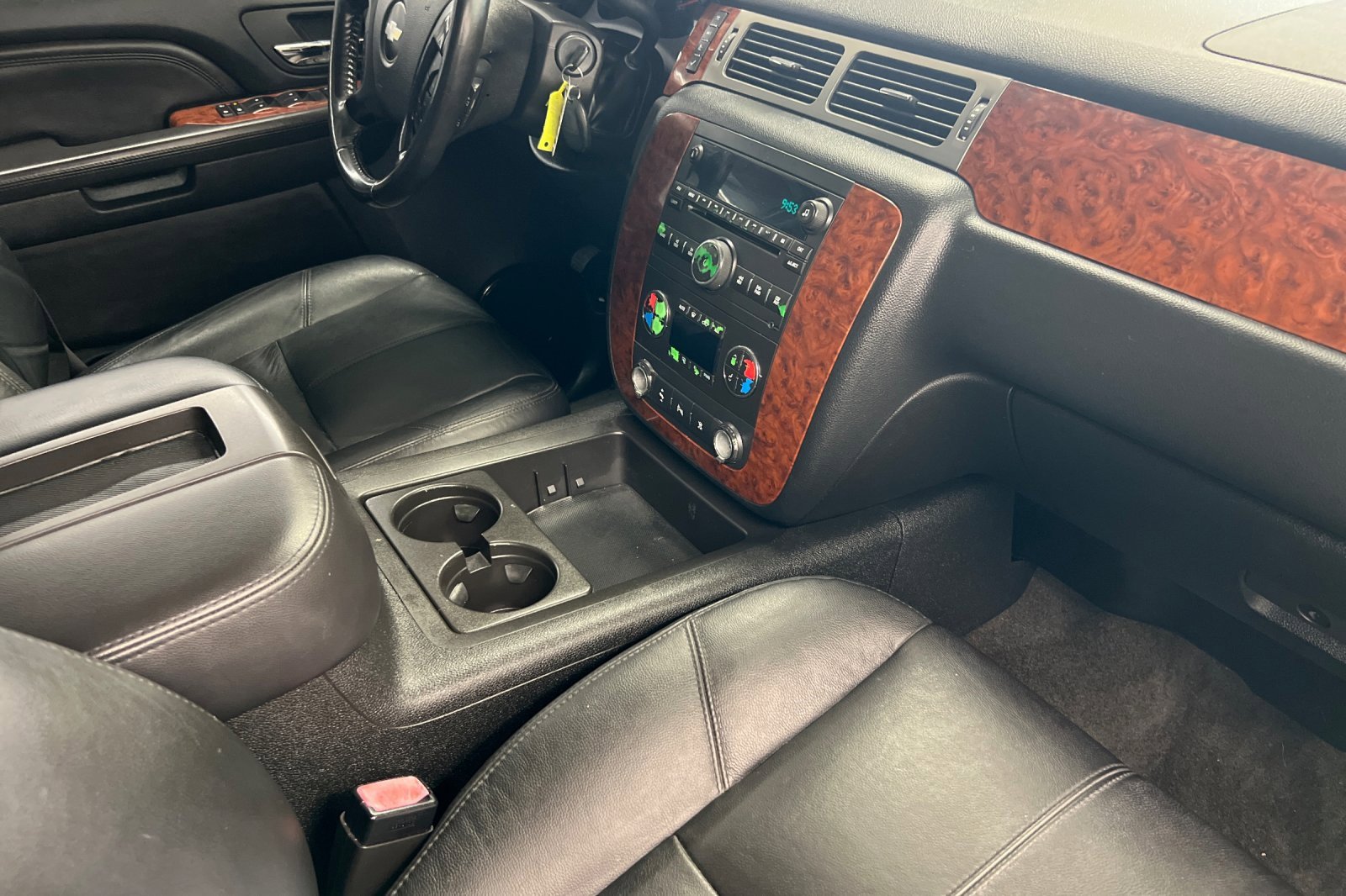 Used 2008 Chevrolet Suburban LT w/ LT Preferred Equipment Group image 17