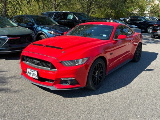 Used 2017 Ford Mustang GT Premium RWD image 1