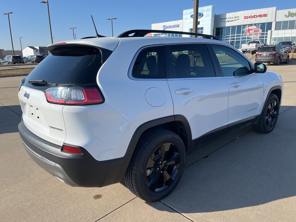 Used 2022 Jeep Cherokee Limited image 12