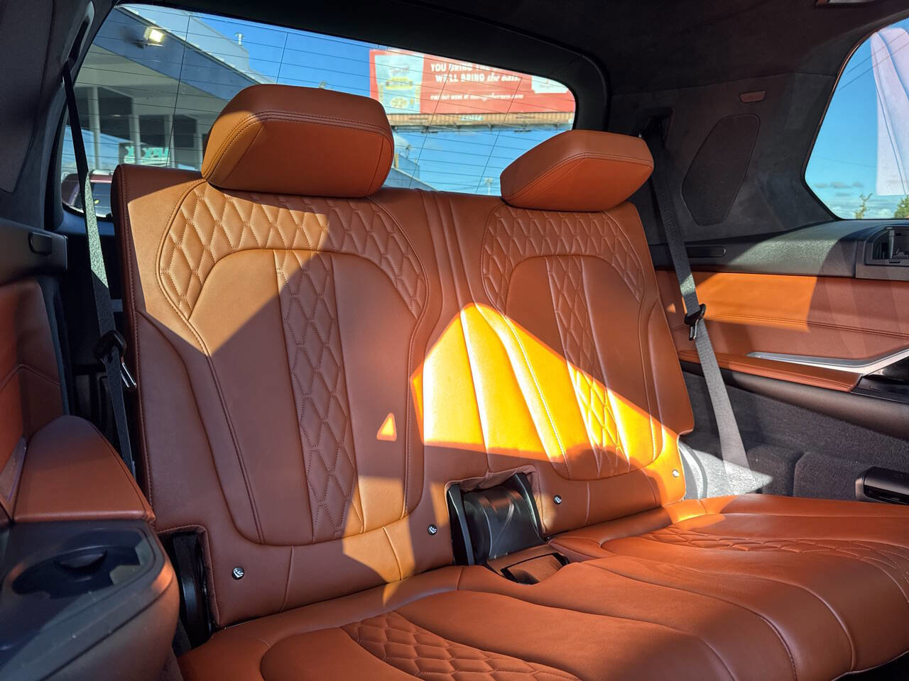 Used 2024 BMW X7 M60i w/ Executive Package image 32