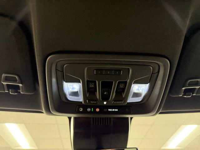 Used 2024 GMC Sierra 2500 AT4 w/ AT4 Premium Plus Package image 21