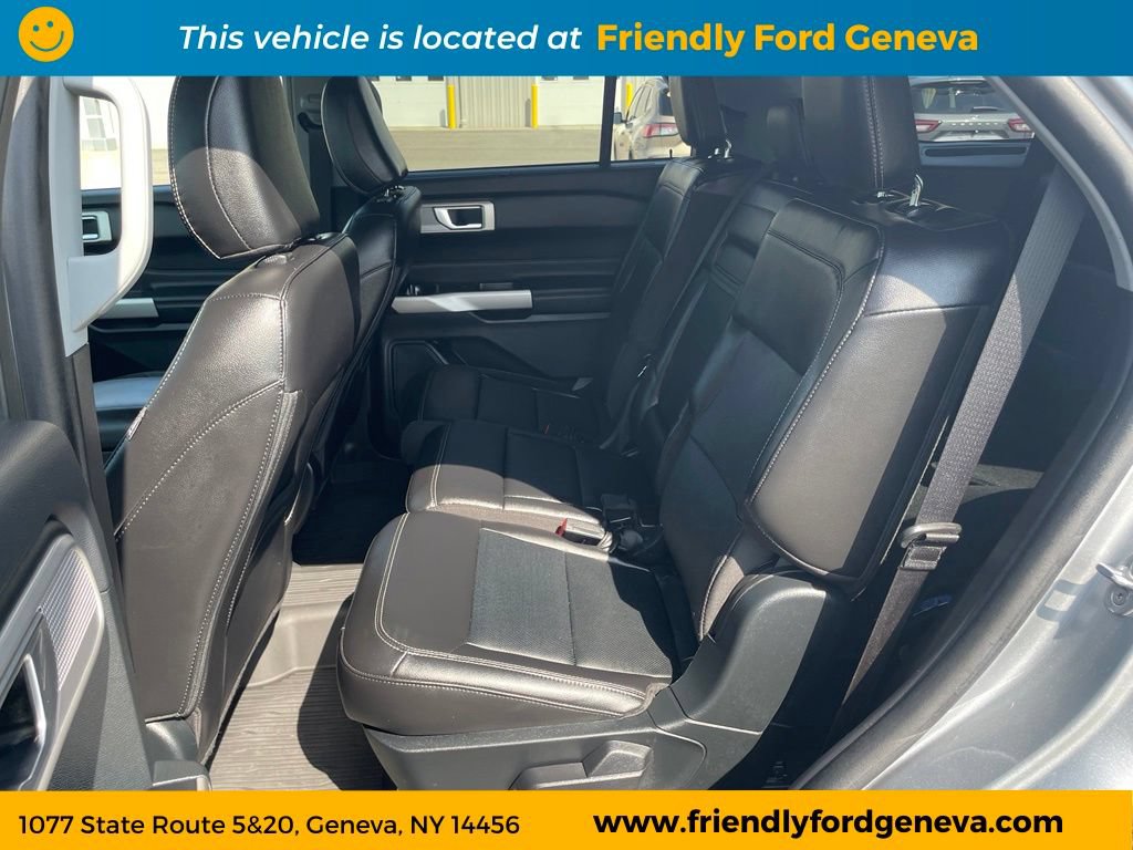 Used 2023 Ford Explorer Limited w/ Equipment Group 301A AWD/4WD image 32