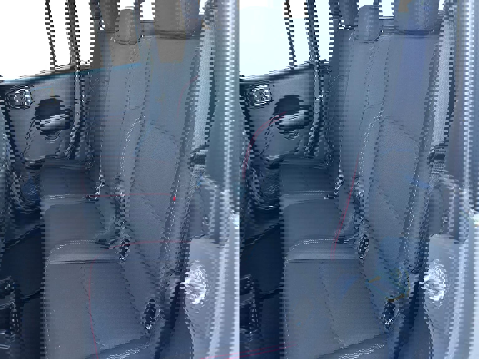 Used 2016 Chevrolet Colorado W/T image 16