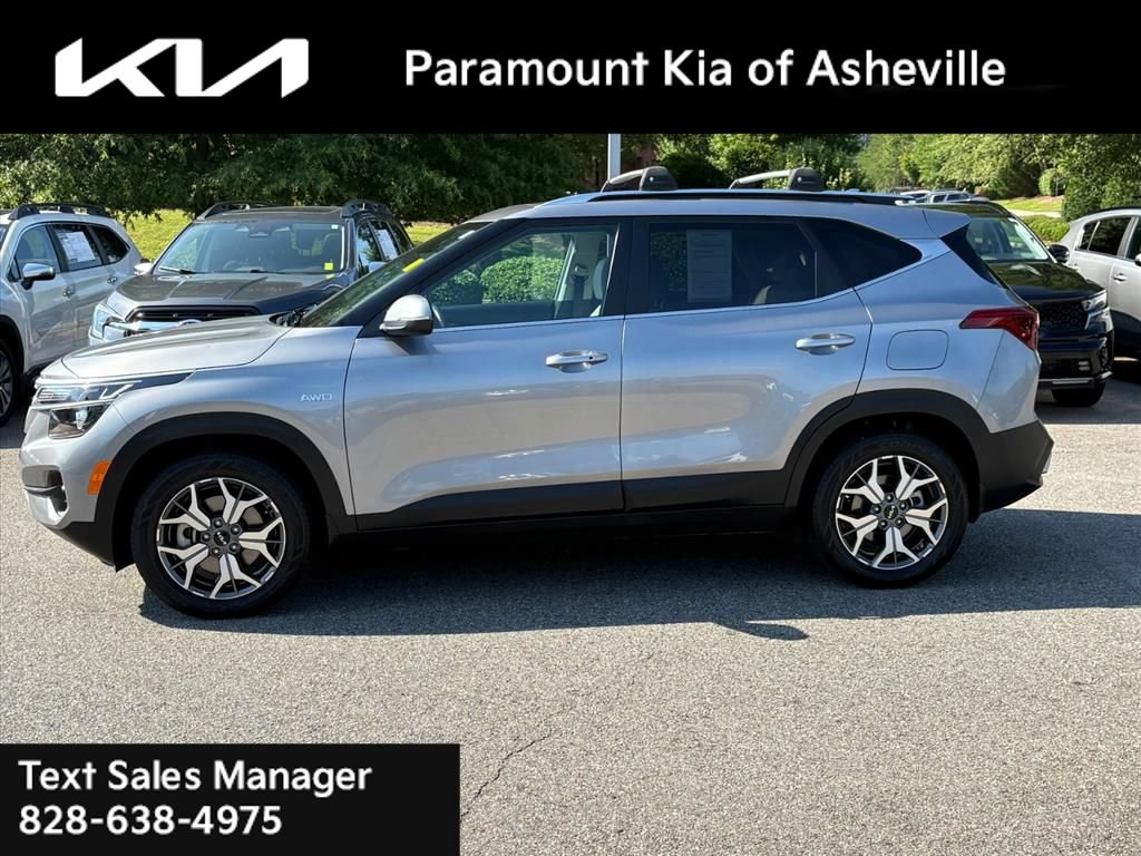 Used 2022 Kia Seltos EX AWD/4WD image 3