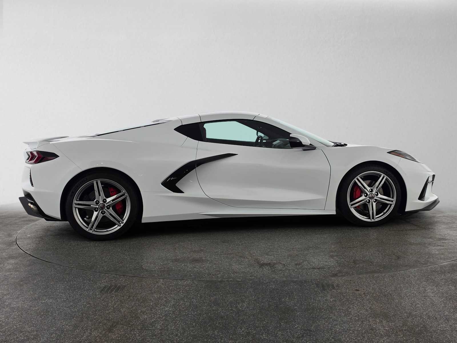 Used 2026 Chevrolet Corvette Stingray Coupe w/ Chrome Exterior Badge Package RWD image 2