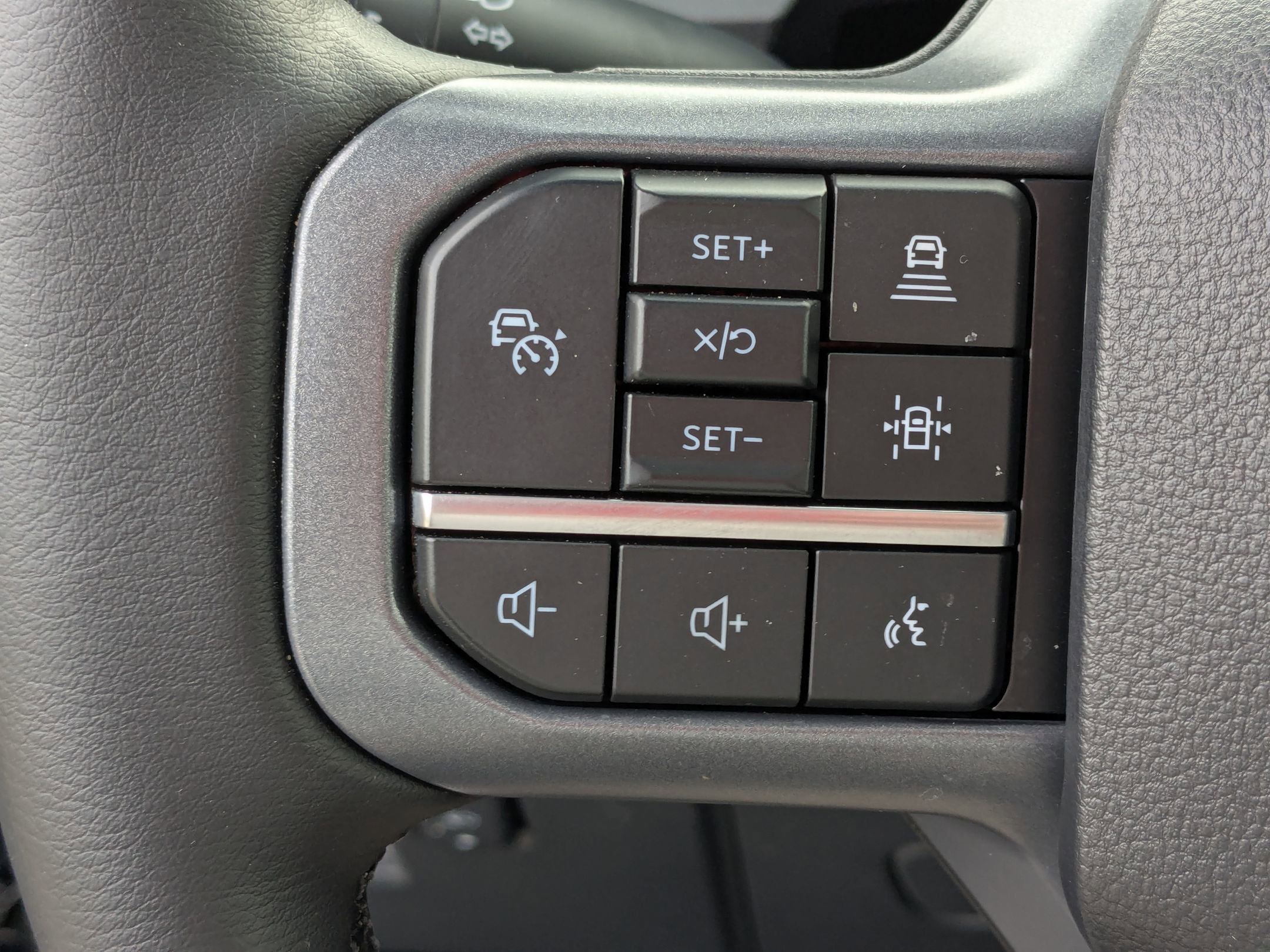 Certified 2025 Ford F150 Lightning Lariat w/ Max Trailer Tow Package image 20