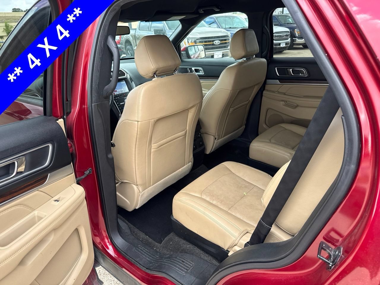 Used 2017 Ford Explorer Limited w/ Equipment Group 301A AWD/4WD image 7