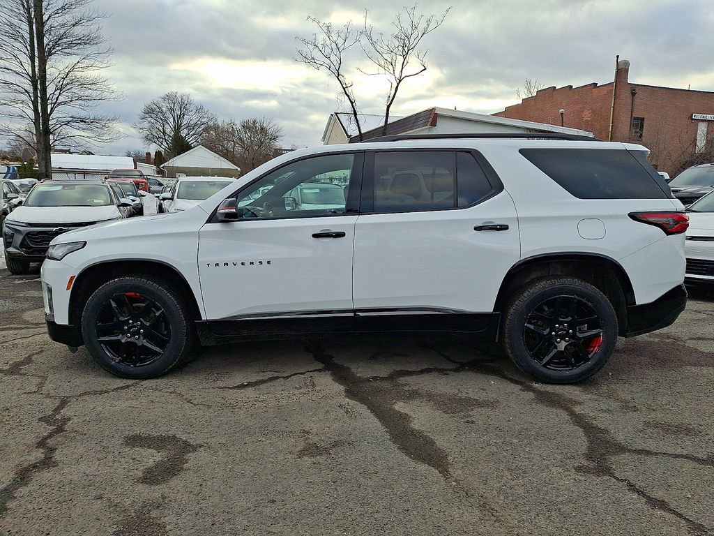 Used 2024 Chevrolet Traverse Premier w/ Redline Edition image 5