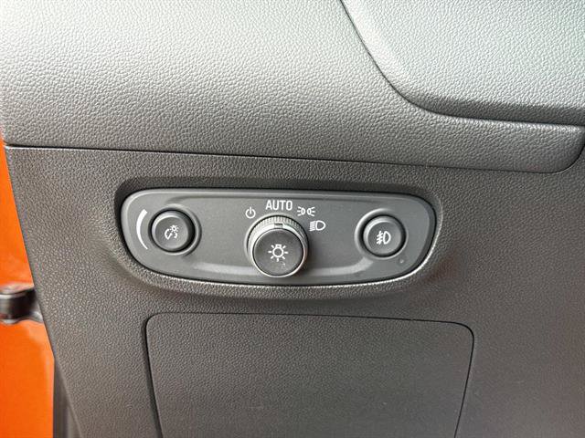 Used 2022 Buick Encore GX Select FWD image 25