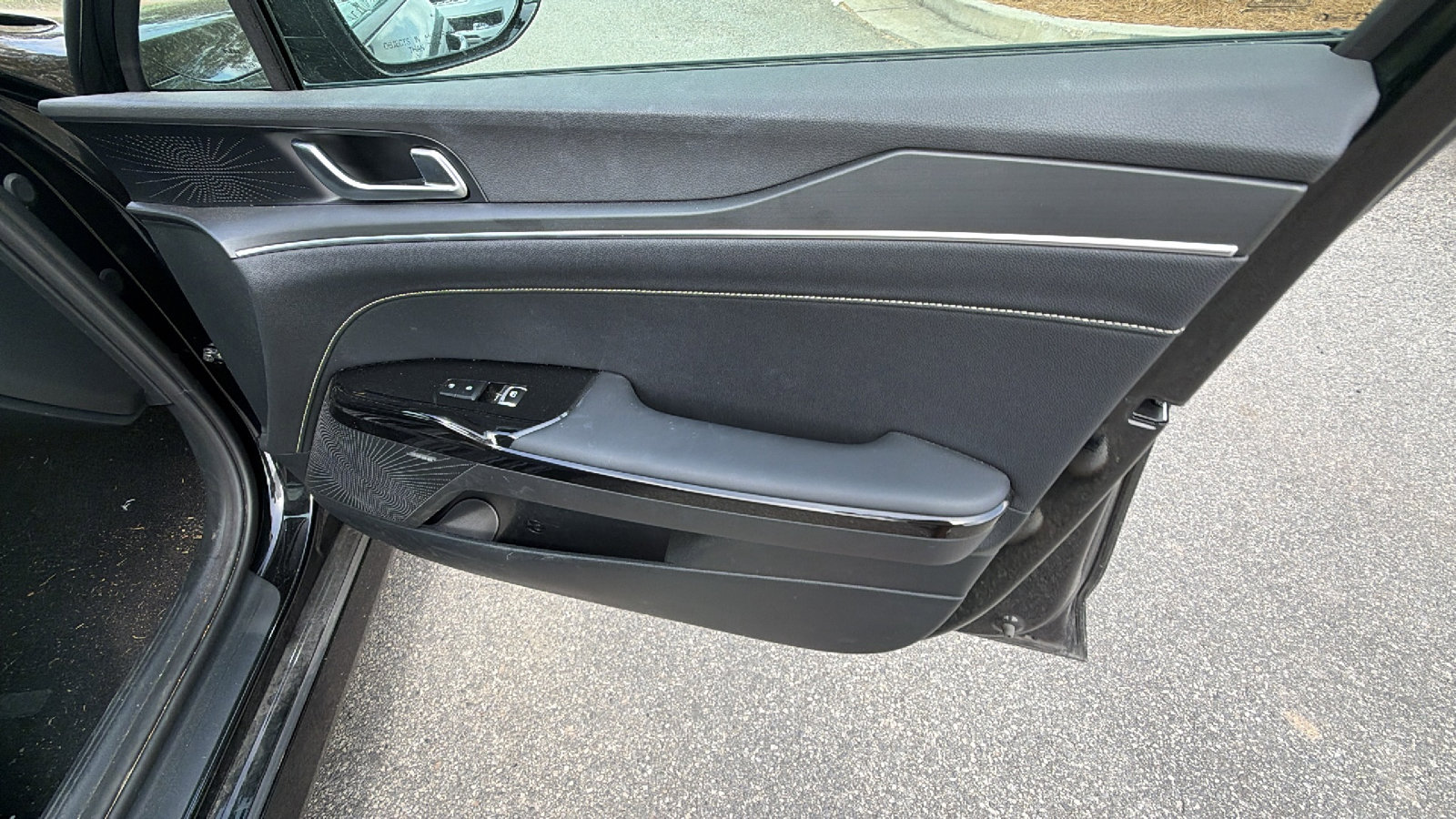 Used 2025 Kia K5 GT-Line w/ GT-Line Premium Package FWD image 18
