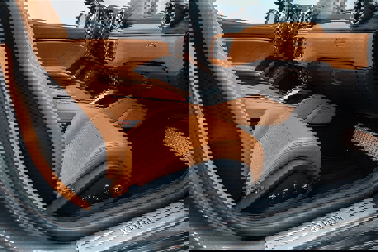 Used 2017 Ferrari California T image 55