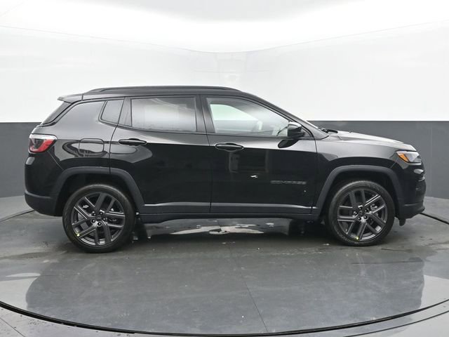 New 2026 Jeep Compass Latitude w/ Sun and Sound Group AWD/4WD image 6