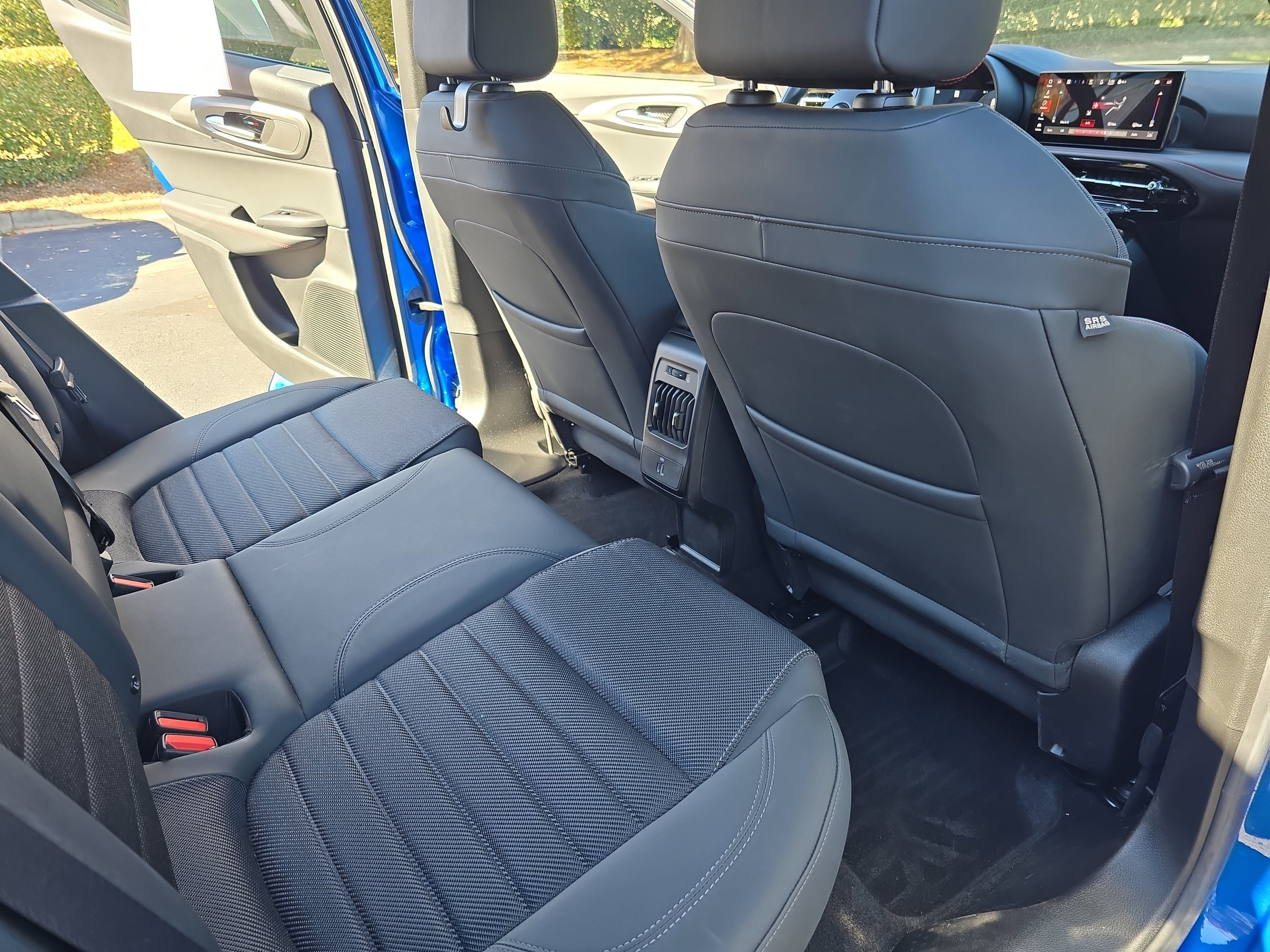 Used 2023 Dodge Hornet GT w/ GT Blacktop Package image 11