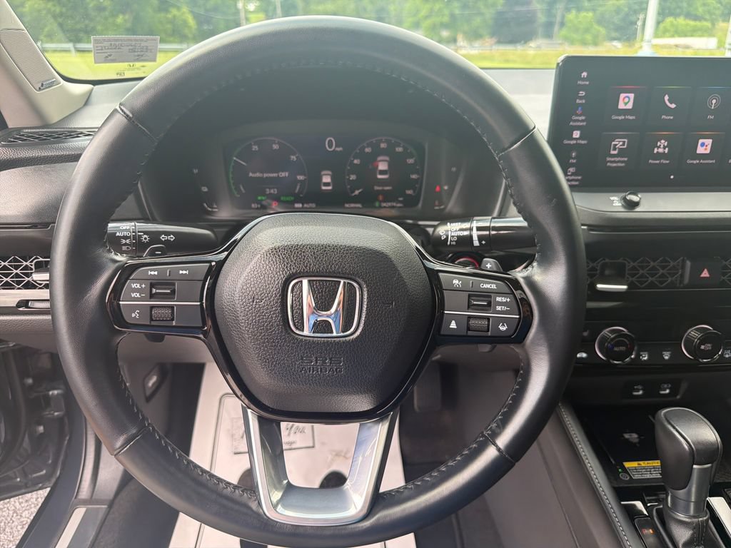 Used 2023 Honda Accord Touring image 17