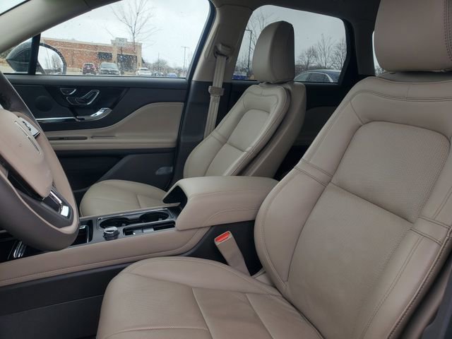 Certified 2024 Lincoln Corsair Reserve w/ Equipment Group 201A image 8