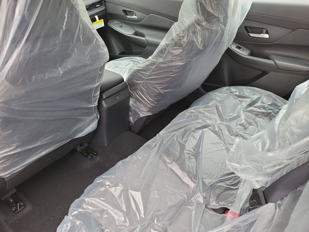 New 2026 Nissan Sentra SV w/ SV Convenience Package FWD image 8