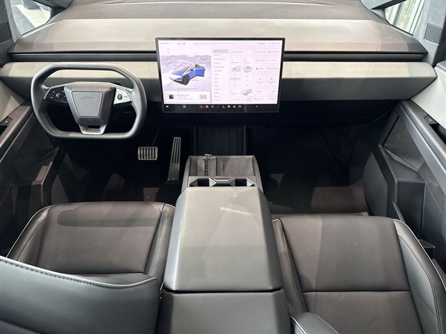 Used 2024 Tesla Cybertruck AWD Crew Cab image 23