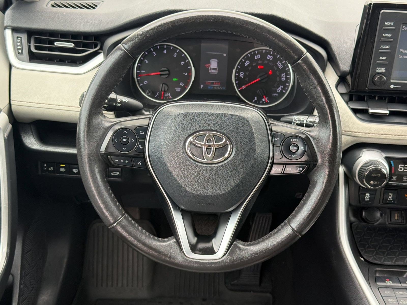 Certified 2021 Toyota RAV4 XLE Premium AWD/4WD image 11