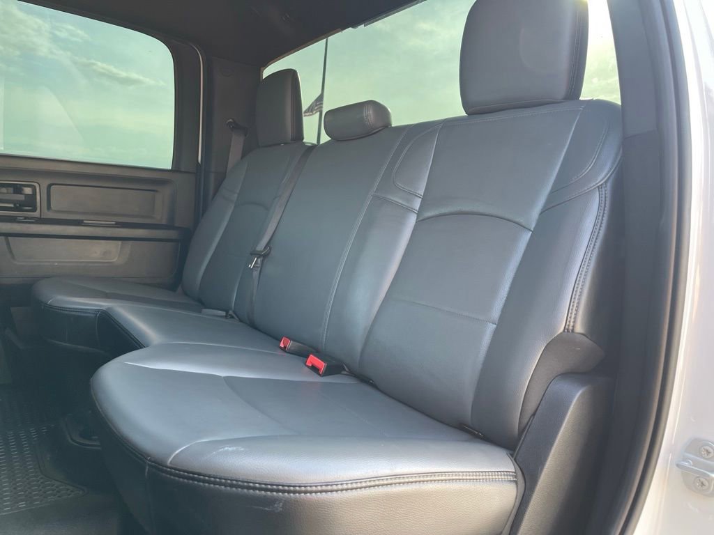 Used 2022 RAM 2500 Tradesman w/ Chrome Appearance Group AWD/4WD image 26