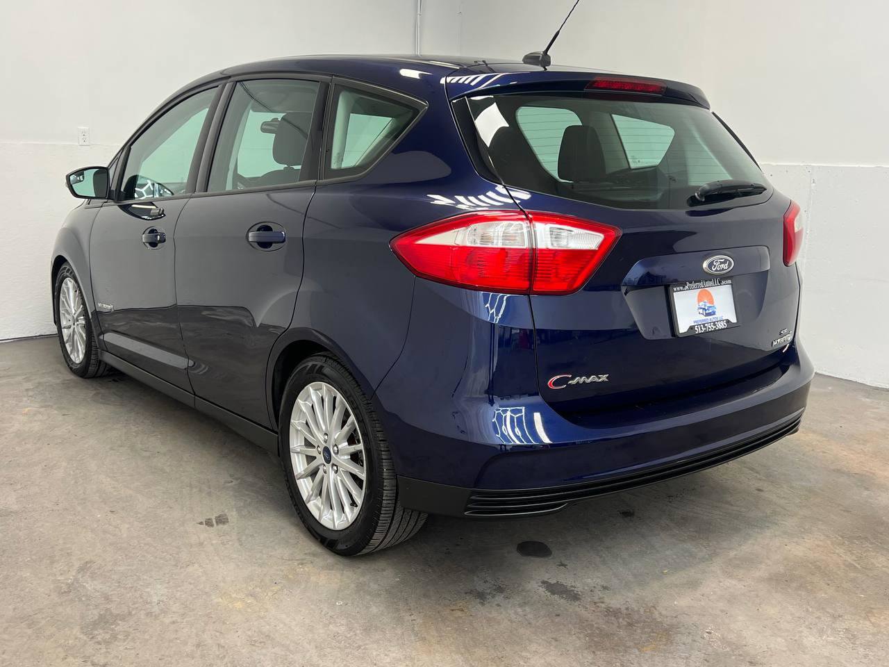 Used 2016 Ford C-MAX SE w/ Cargo Management Package image 4