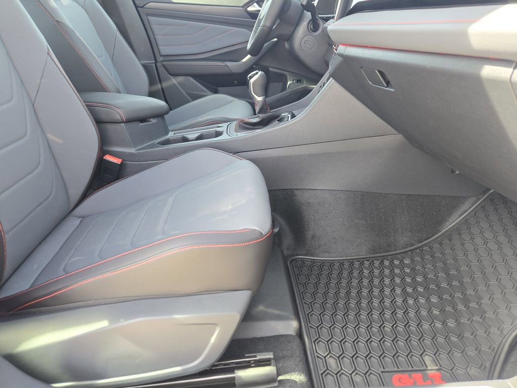 New 2026 Volkswagen Jetta GLI Autobahn FWD image 10