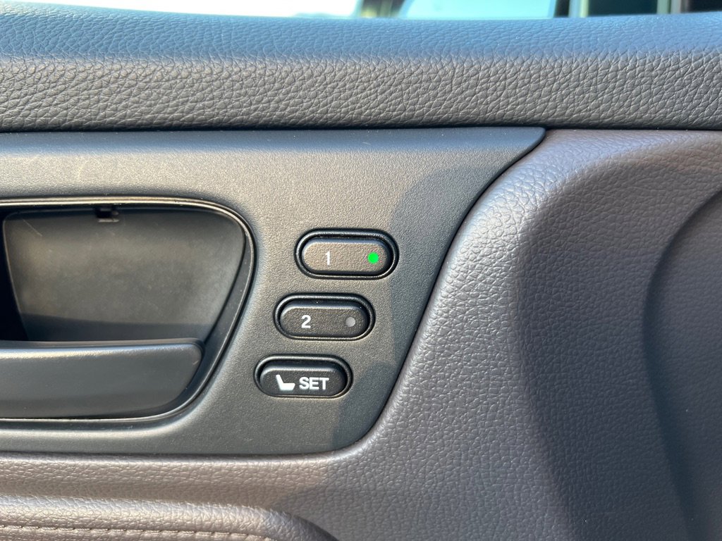 Used 2019 Honda Odyssey EX-L image 17