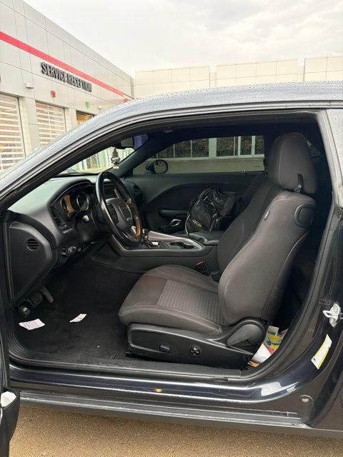 Used 2019 Dodge Challenger SXT RWD image 13