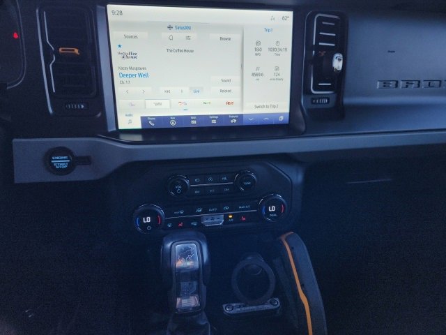 Used 2021 Ford Bronco Badlands image 12